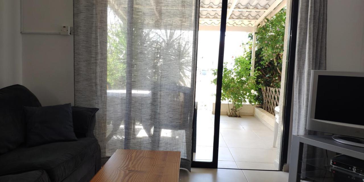 Villa Isabella Townhouse Paphos Exterior foto
